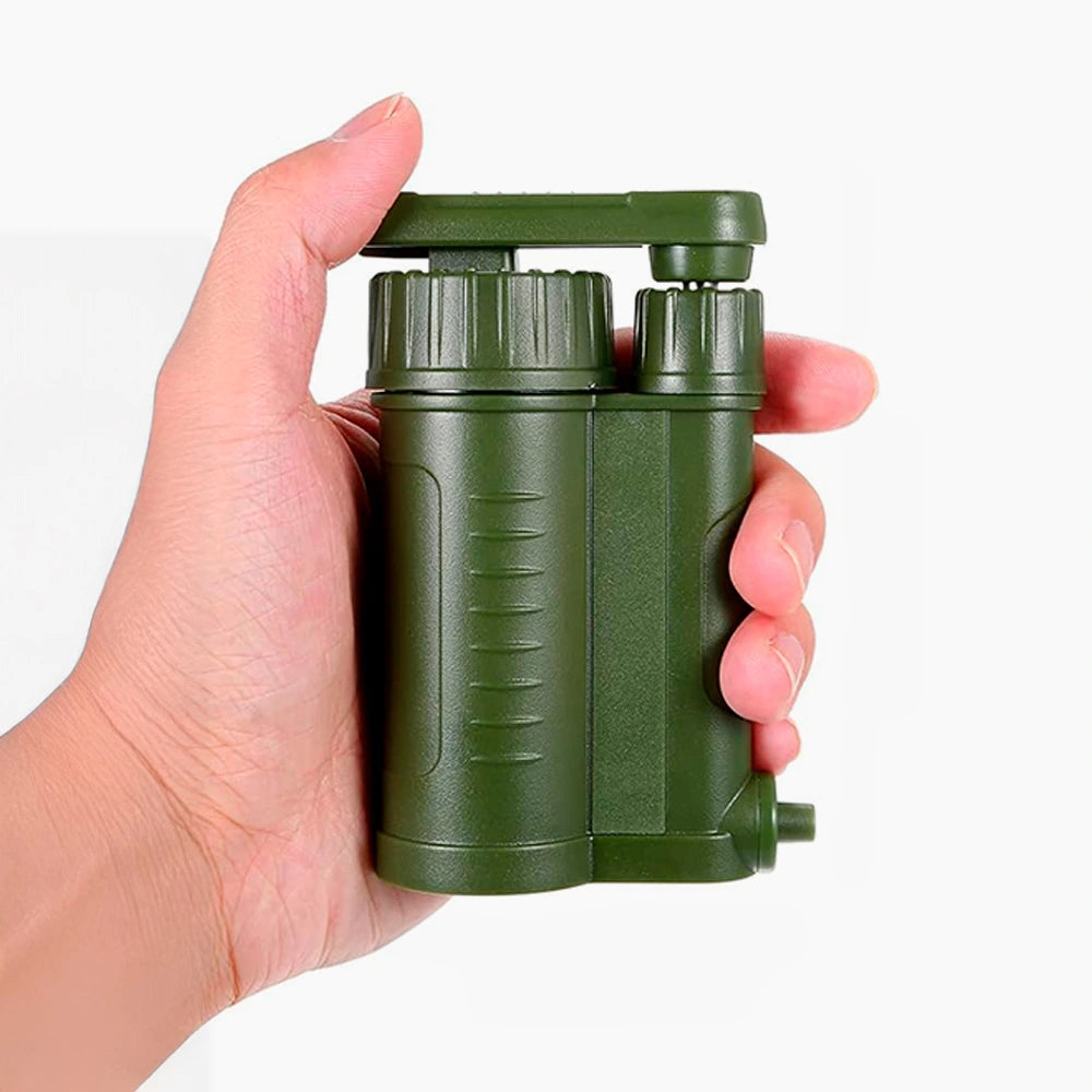 Purificador de Água Portátil com Sistema de Bomba Manual